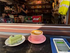 -丽纳尔斯酒吧咖啡LENORE’S BAR(三经街店)