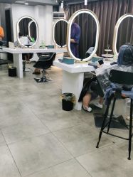 -IU潮牌·SALON