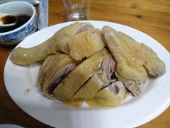 白斩鸡-唔呶喔哩酒家(生产街店)