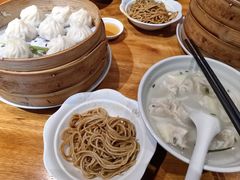 鲜肉小馄饨-万寿斋(IST艾尚天地店)