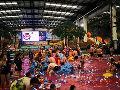 -南宫温泉水世界