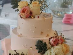 -熊抱抱芝士高端定制蛋糕(吉大店)