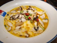 -蜜桃餐厅·伴山(湖滨商业街店)