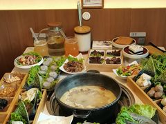 -汤宴·参须肚包鸡(南京路店)