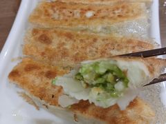 西葫鸡蛋锅贴-春水锅贴·传统鲁菜(大明湖店)