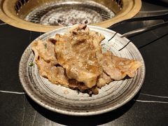 -山川小町·极番烧肉(新地假日广场店)