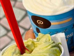 -DQ·蛋糕·冰淇淋(新玛特分店)