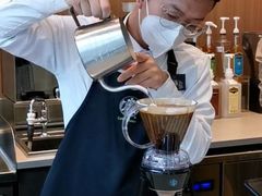 -星巴克(上海长宁来福士1F店)