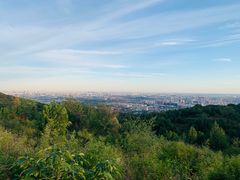 -鬼笑石后山停车场