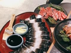 -草家酱蟹炭火烤肉店(珲春南路一店)