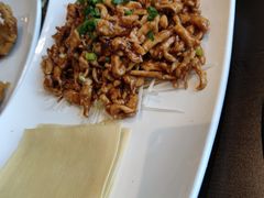 -老牌坊鲁菜名店(美莲广场店)
