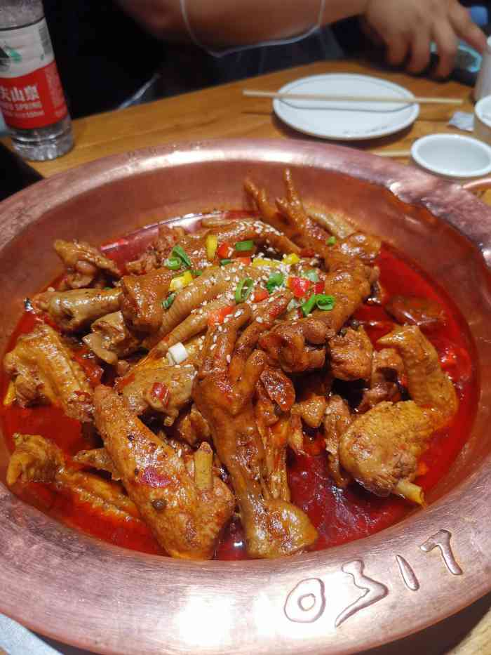 0317火锅鸡(凤凰城店)-"之前男朋友一直在我耳边念叨火锅鸡好吃,直.