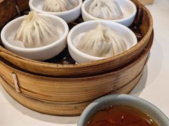 松茸小笼包-馋三尺蟹粉小笼(人民广场店)