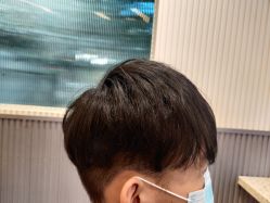 -PE SALON