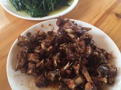 -侯臣咖啡文化村