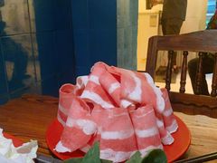肥牛-洞庭洲·防空洞火锅·烧烤·铜锅涮肉(新百广场店)