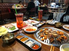 掌中宝-·缸桶屋·韩式牛肋条自助烤肉(西湖D11店)
