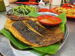 -黄亚华小食店(Jalan Alor)