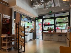 -必胜客(大宁路店)
