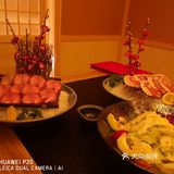 牛眼肉和五花肉肥瘦相间，经服务员的烤炙，香气扑鼻