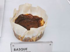 巴斯克蛋糕-MEEBO KAFEE米咖焙坊(虹桥路店)