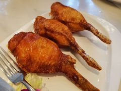 鲜虾胶酿脆皮鸡翅-港丽餐厅(高德置地店)