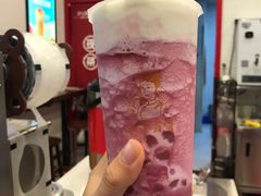 -沪上阿姨·精选茶饮(融创公馆店)