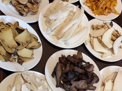 -天宜隆蘑菇宴火锅(石景山旗舰店)