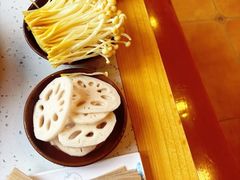 -佬缸炮江湖川菜(玉林店)