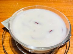 牛奶燕窝-上岛咖啡(饶平店)
