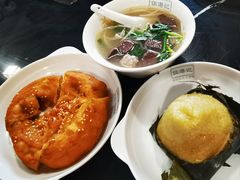 -伍湛记 · 广州老字号(龙津中路店)