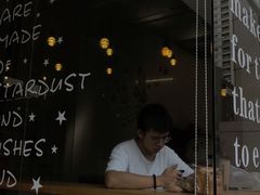-顶东面包花园·生日蛋糕(世博店)