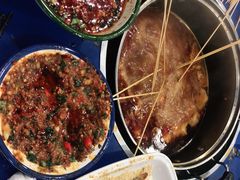 -马路边边串串香形象店(磐石路店)