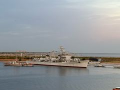 -泰达航母主题公园