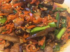 -有红鸡毛店·川菜(建设路店)