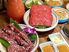 -明洞阿姨·韩式酱蟹烤肉·创意料理(三元桥店)