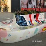 美食、商场,茶饮都有,最重要的是,徜徉在银河里