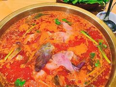 -亮欢寨酸汤鱼(沙冲路店)