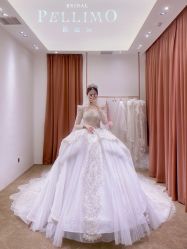 -派丽莫Pellimo原创设计婚纱品牌