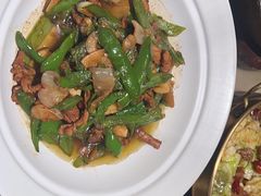 -佬麻雀·新湘菜(珠海金发购物中心店)