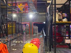 -嗨翻Hi-Fun竞技主题乐园·蹦床亲子生日轰趴(国光1937店)