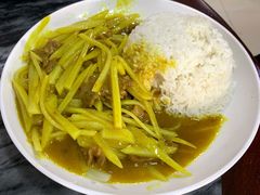 土豆丝牛肉饭-兴兴旺·冬瓜盅·啫啫煲(西华路店)