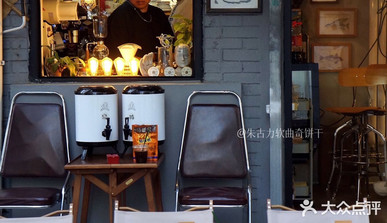 这家店真的能处❗️社恐患者勿怕，来了先干一杯“小甜水”壮胆❗️