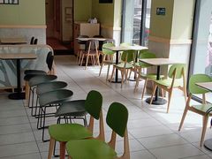 -德克士(绿地店)