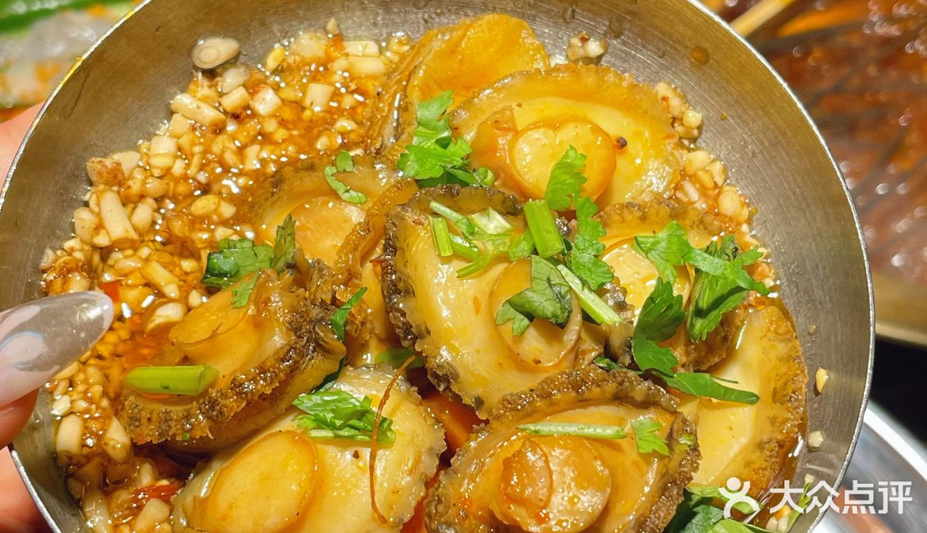 在成都！29年资格老店吃鲍鱼串串！！
