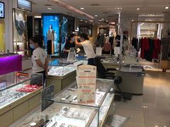 -宝岛眼镜(群光广场店)