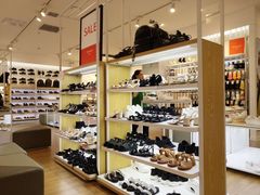 -hotwind热风(中贸广场店)