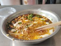 -老五鸡丝豆花面粉(瑞金北路68号院店)
