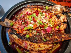 -鸣记脆皮烤鱼·海鲜烤鱼(三八广场店)