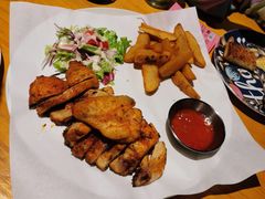 -JINNS锦时 steak&pizza(浸信会礼拜堂旧址店)